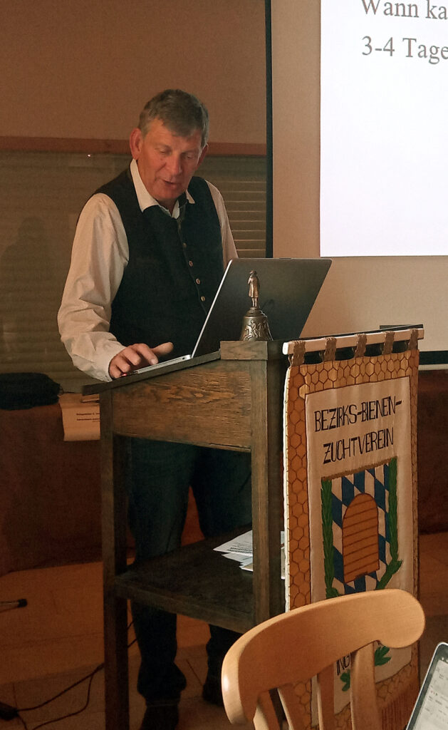 --- Präsident Franz Vollmaier
